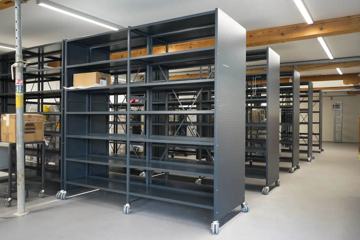 Paul Kläui Bibliothek Uster  zieht um in die Käserei Roth.